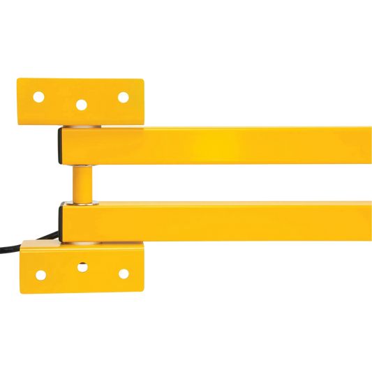 Double 180° lockable arms with two receptacles